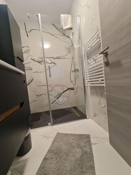 Mias Luxury Apartmán *
